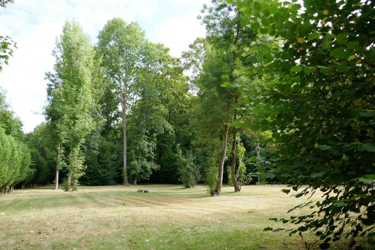 Le Manoir De Louviers Apartment Exterior foto